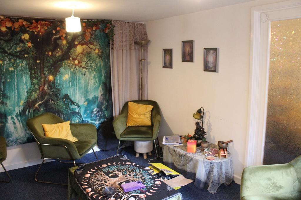 Photo 6