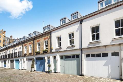 3 bedroom mews to rent, Conduit Mews, London, W2