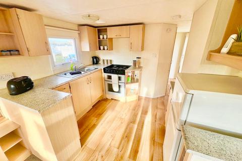 3 bedroom static caravan for sale, Colchester Road , St Oyths CO16