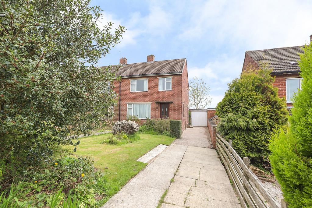 Dronfield, Dronfield S18 3 bed semidetached house for sale £230,000