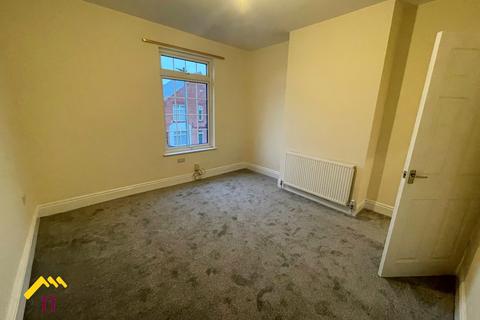 2 bedroom end of terrace house to rent, West Road, Mexborough S64
