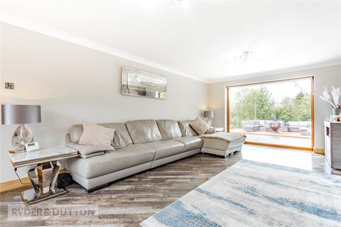 3 Tall Trees Close, Royton, Oldham, OL2 5XA
