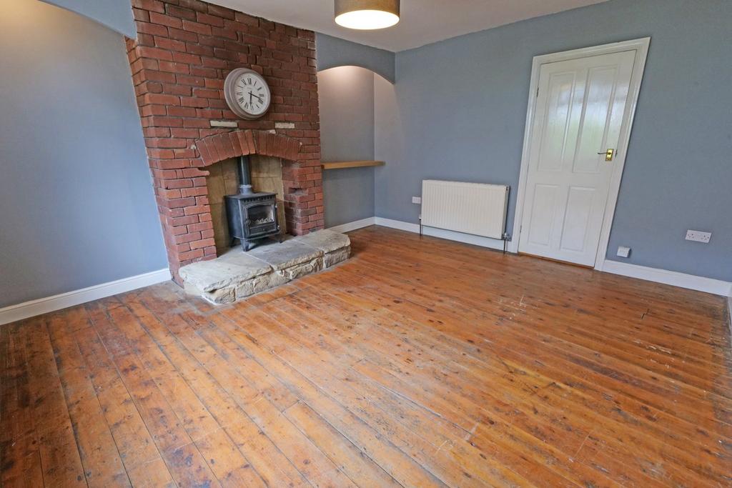 South Avenue, Barnoldswick, BB18 2 bed terraced house for sale £119,950