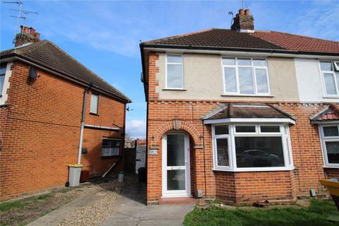 2 bedroom semi-detached house to rent, Smythies Avenue, CO1