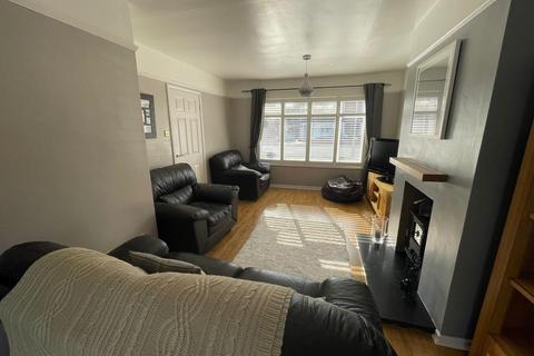 4 bedroom semi-detached house to rent, Hamble Road,  Green Meadow,  SN25