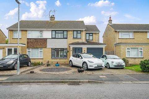 4 bedroom semi-detached house to rent, Hamble Road,  Green Meadow,  SN25