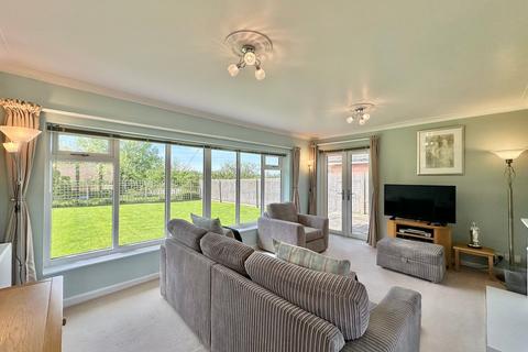 3 bedroom bungalow for sale, Sutton St Nicholas, Hereford, HR1