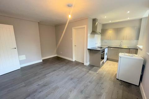 1 bedroom flat to rent, Horsgate House, Hanlye Lane, Cuckfield
