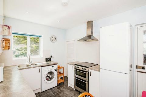 2 bedroom flat for sale, Sea Place, Worthing BN12