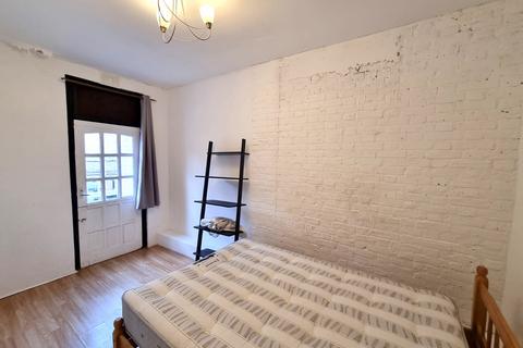 2 bedroom apartment to rent, Brixton Road, 398 Brixton Road, Brixton