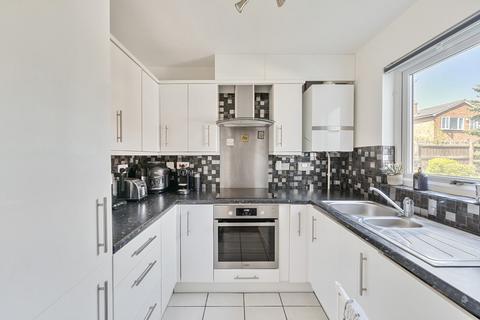 86 Elliott Avenue, Ruislip, HA4 9LZ
