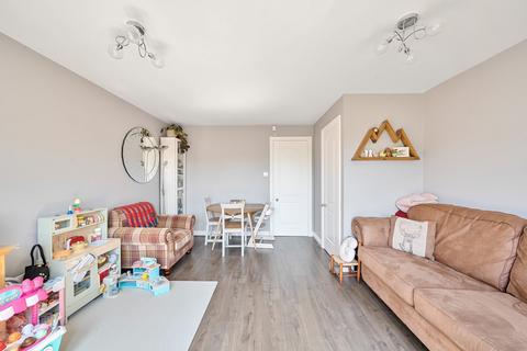 86 Elliott Avenue, Ruislip, HA4 9LZ