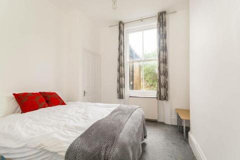 1 bedroom apartment for sale, Spencer Road, London W3