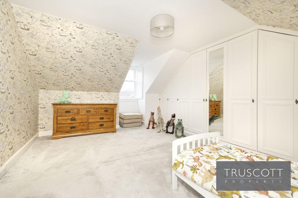 Double Bedroom 1