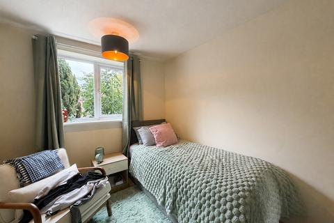 2 bedroom apartment to rent, Corn Street, Witney OX28
