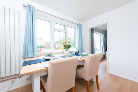 23 Barnes Road, Frimley, Camberley, GU16 8BY