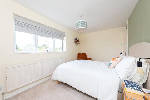 23 Barnes Road, Frimley, Camberley, GU16 8BY