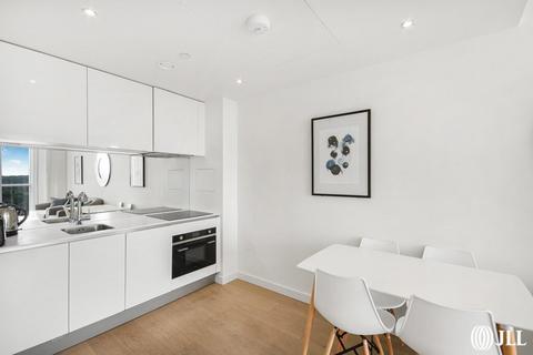 1 bedroom apartment to rent, Sky Gardens London SW8