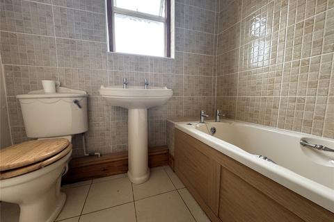 2 bedroom terraced house to rent, Rochdale, Greater Manchester OL16