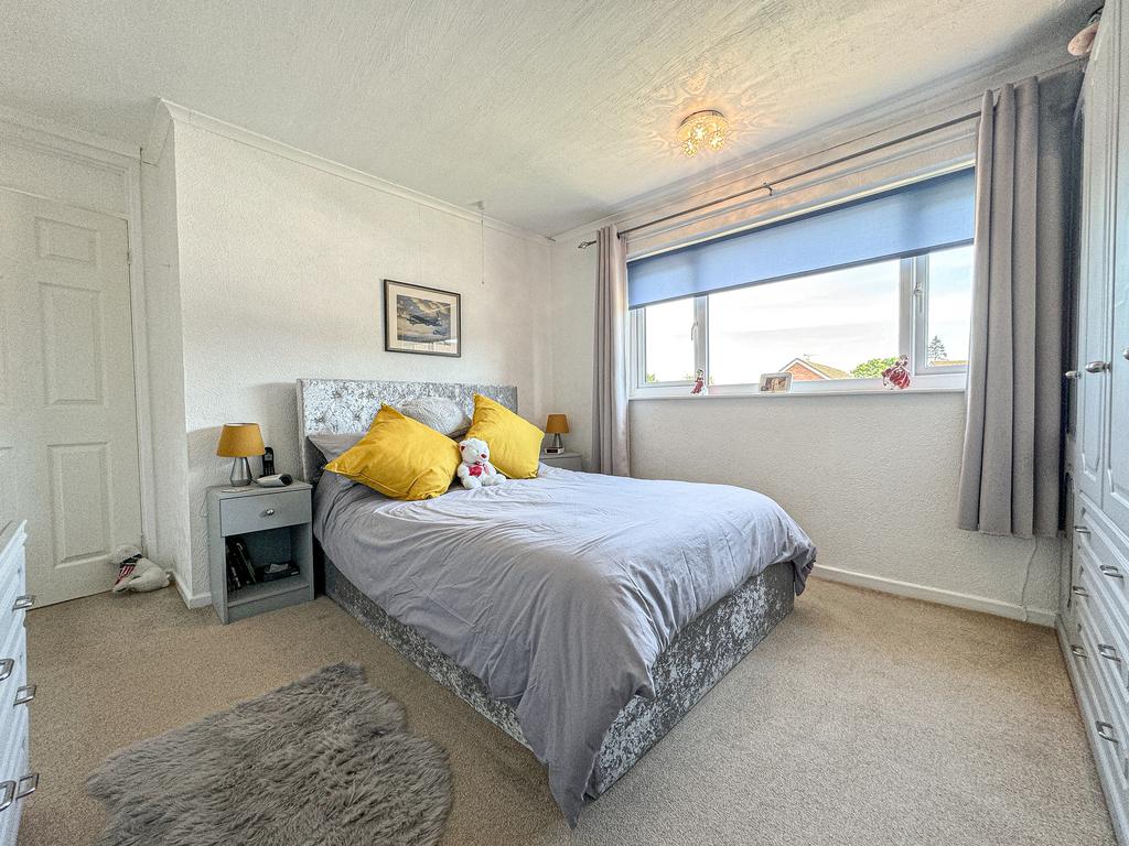Bed 1 (2)
