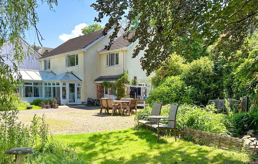 Bickleigh, Tiverton 4 bed detached house for sale £600,000