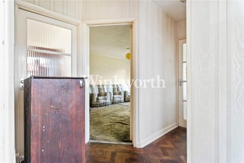 Flat 29, Hazelwood House New River Crescent, London, N13 5HG