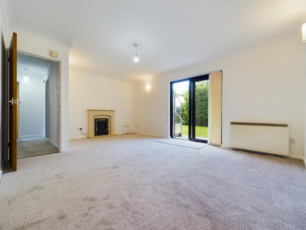 The Meadows, Usk NP15 2 bed ground floor flat for sale £225,000