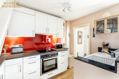 2 bedroom terraced house for sale, Station Approach West, Hassocks, BN6
