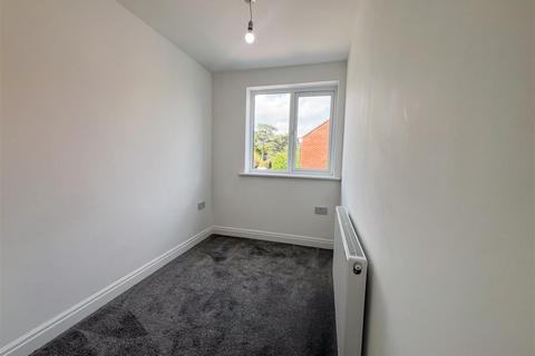 9 Dove Close, Birmingham, B25 8XW
