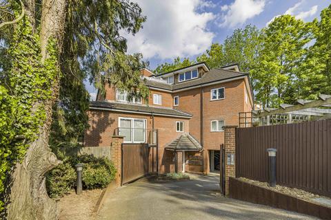 2 bedroom flat for sale, Luca Court, Bromley BR2