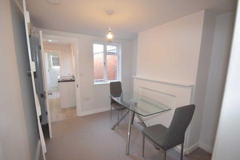 2 bedroom terraced house to rent, Henley On Thames, Oxfordshire