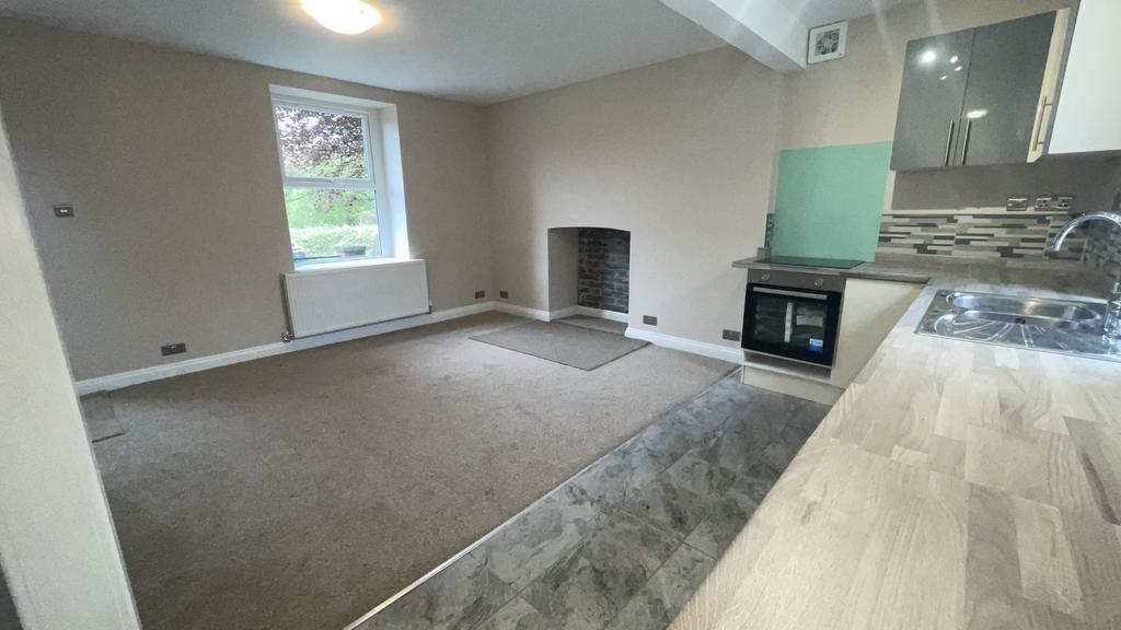 Kitchen/Dining Area