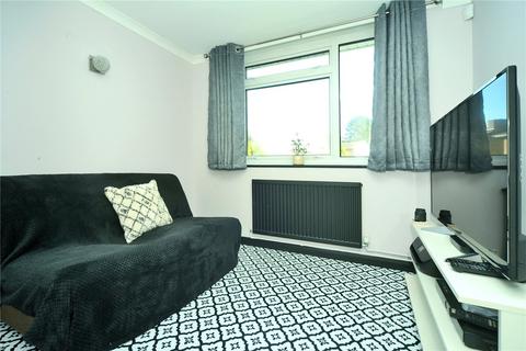35 North Acre, Banstead, SM7 2EG