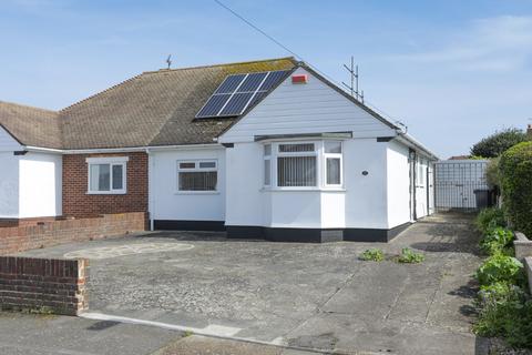 2 bedroom semi-detached bungalow for sale, Hereford Gardens, Birchington, CT7