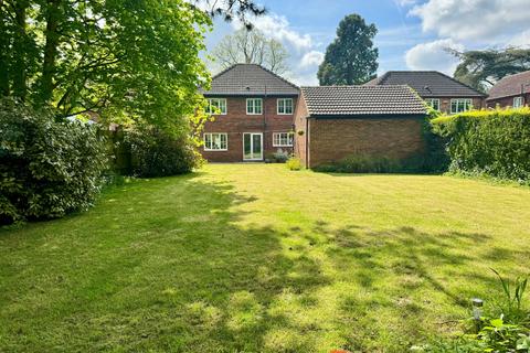 24 Beaconsfield Drive, Coddington, Newark, NG24 2RX