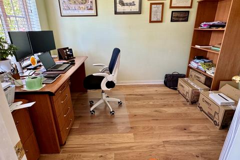 24 Beaconsfield Drive, Coddington, Newark, NG24 2RX