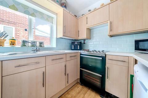 3 bedroom semi-detached house for sale, Basingstoke,  Hampshire,  RG21