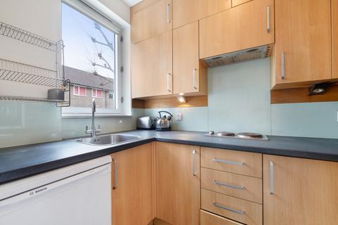 1 bedroom apartment for sale, Milmans Street, London, SW10