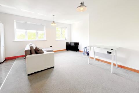 2 bedroom flat for sale, Centurion Court, Seymer Road, Romford, Essex  RM1