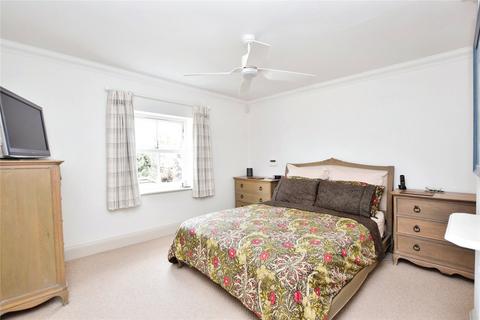 4 Churchfields, West Mersea, Colchester, CO5 8QJ
