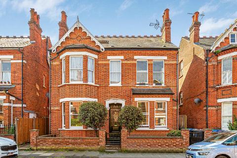 14 Brunswick Road, Kingston Upon Thames, KT2 6SA