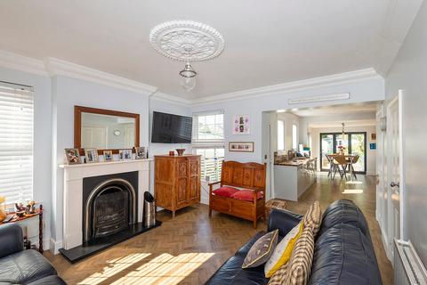 53 Rowan Road, Bexleyheath, DA7 4BN