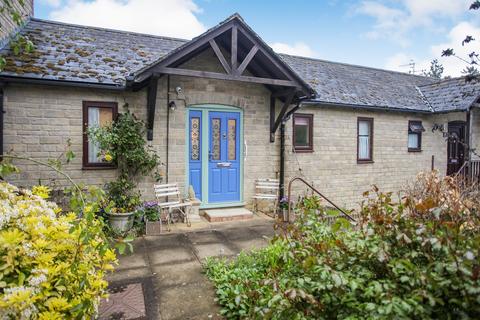 2 bedroom terraced bungalow for sale, Mop Hale, Blockley, Moreton-in-Marsh, Gloucestershire. GL56 9EQ