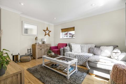 117 Alexander Close, Abingdon, OX14 1XD