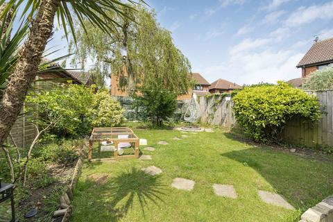 117 Alexander Close, Abingdon, OX14 1XD