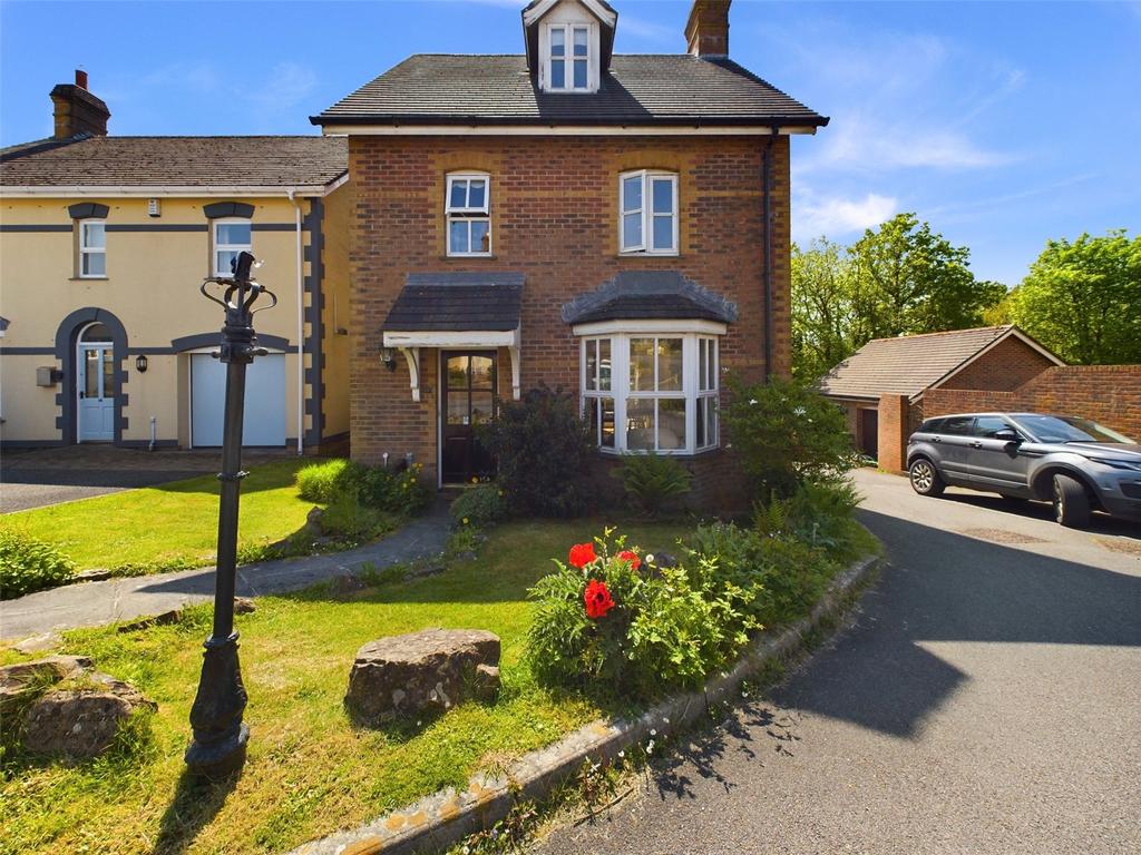 Holsworthy, Devon 3 bed detached house for sale £275,000