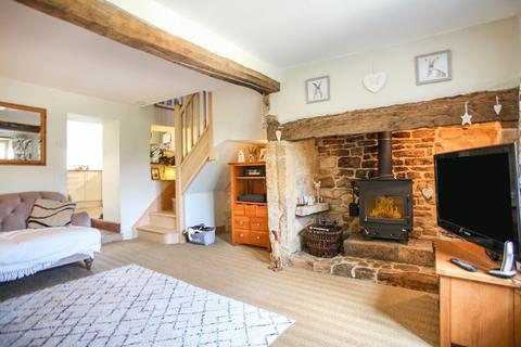 3 bedroom terraced house for sale, Draycott, Moreton-in-Marsh, Gloucestershire. GL56 9LF