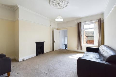 3 bedroom flat to rent, Greystoke Avenue, Sandyford, Newcastle Upon Tyne