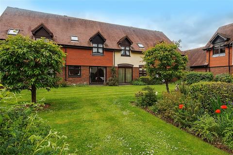 2 bedroom retirement property for sale, Thornton Meadow, Wisborough Green, Billingshurst, West Sussex, RH14