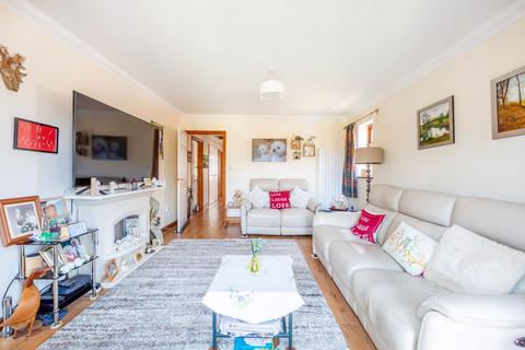 25 Blinco Road, Lowestoft, NR32 3PB